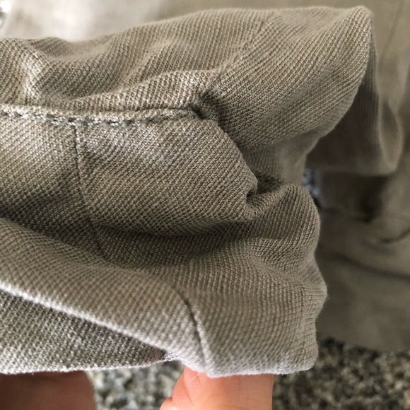 WILFRED/ ARITZIA Linen Grey trousers - Picture 7 of 16